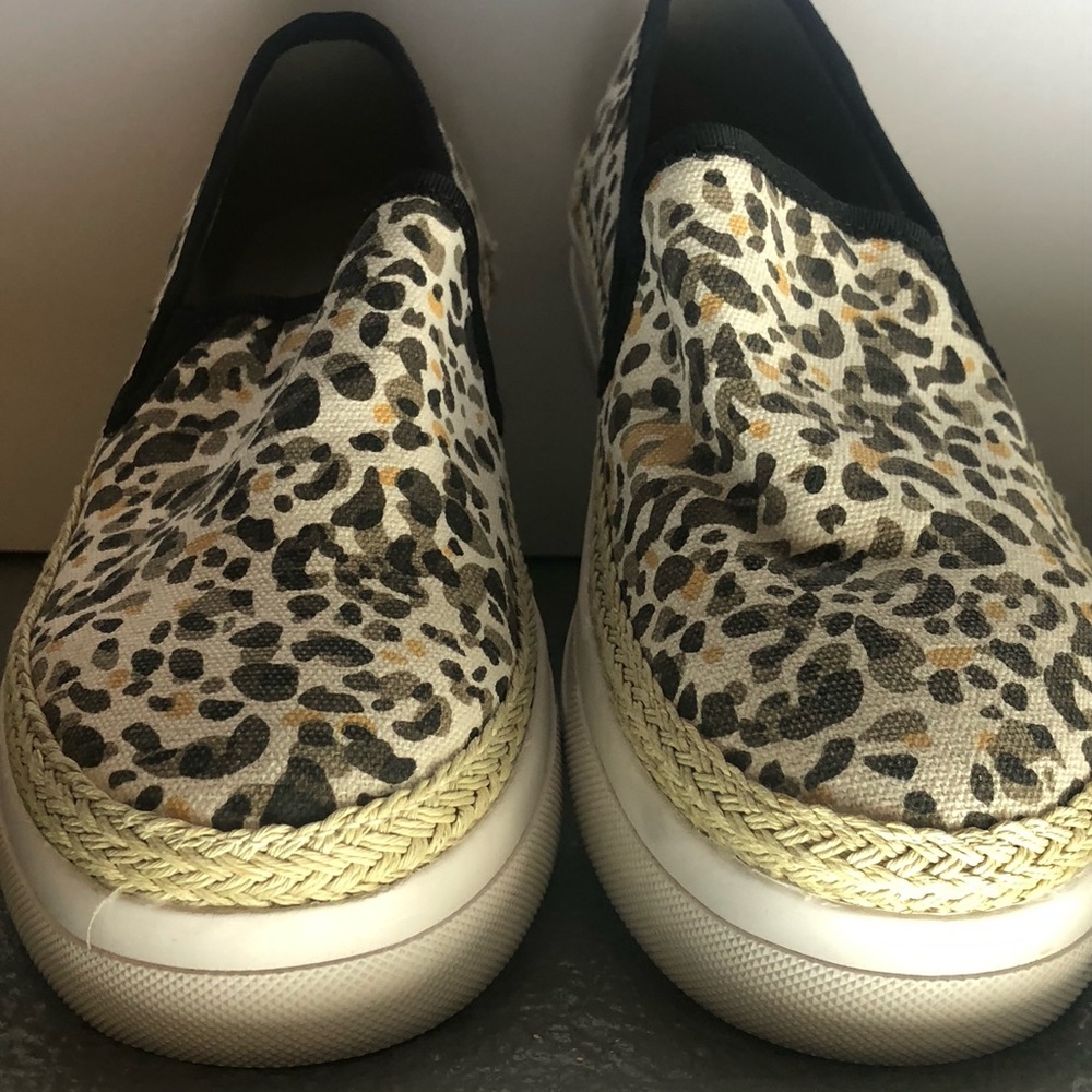 Tommy Bahama Leopard sneakers - Picture 11 of 13